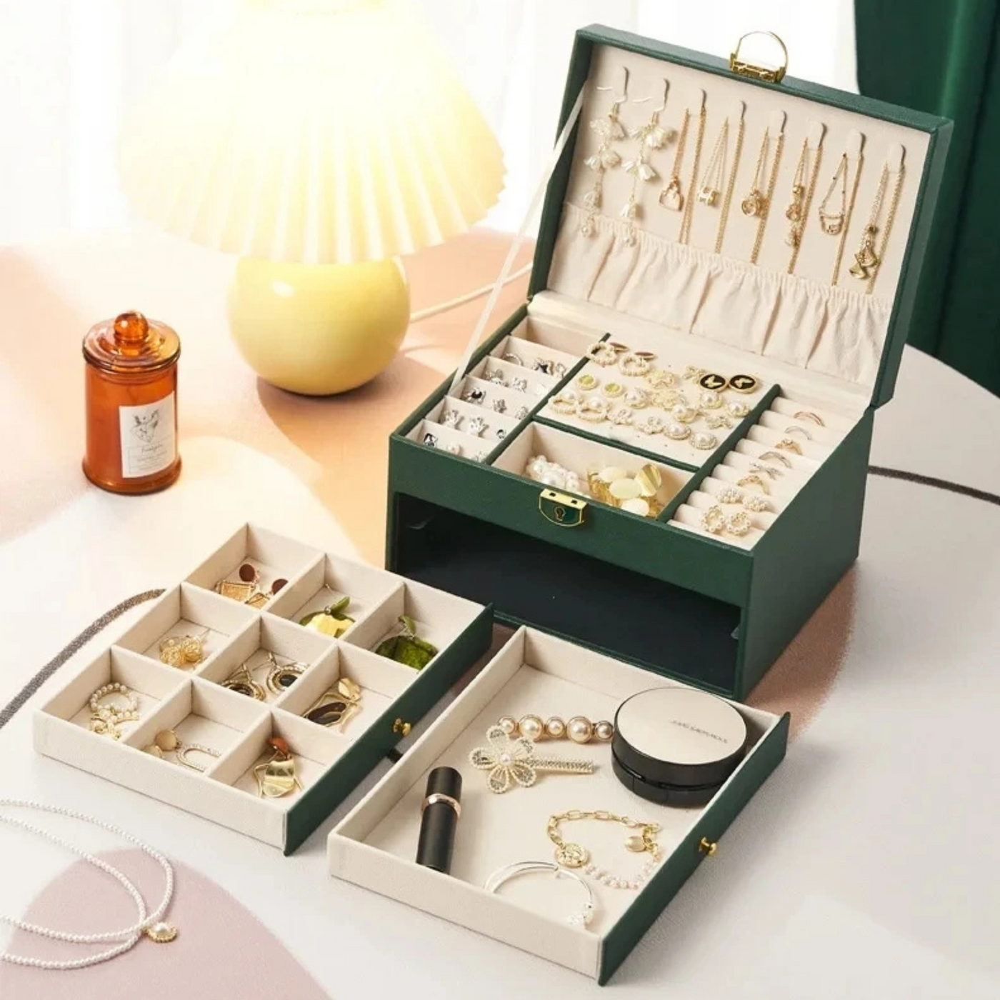 Boîte à bijoux en cuir texturé