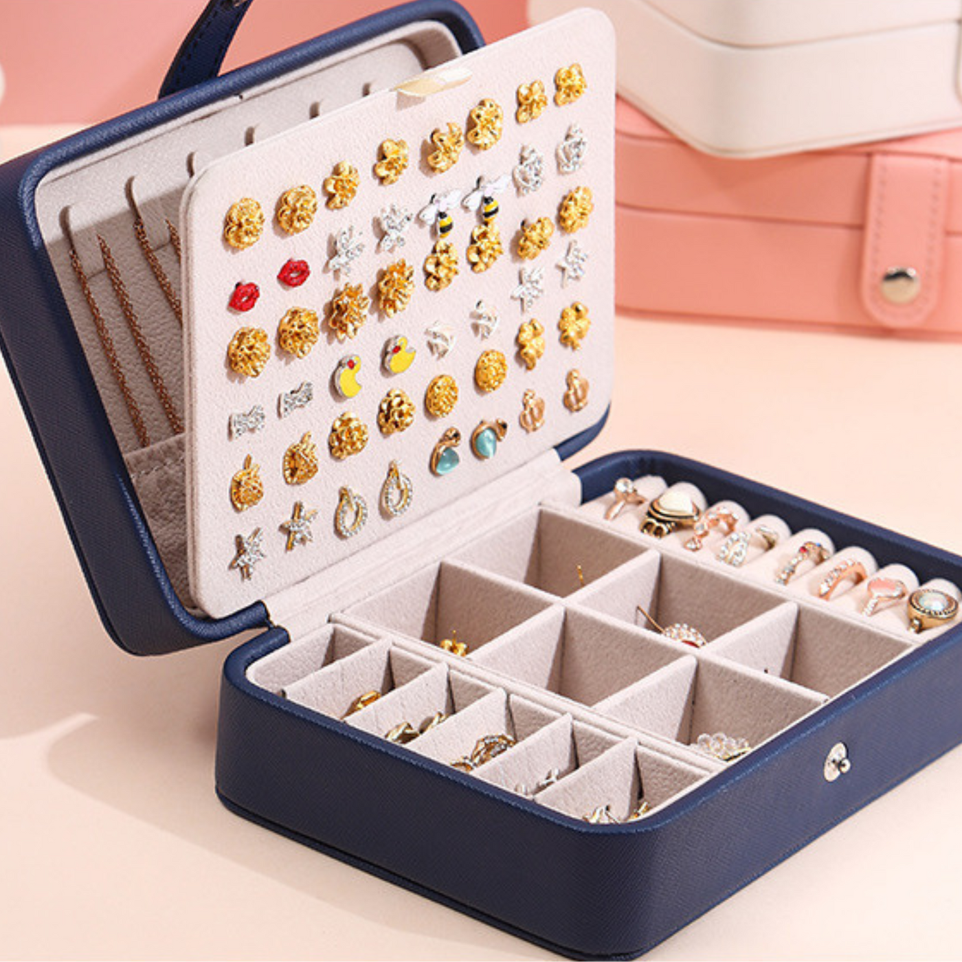 Boîte à bijoux compacte en cuir